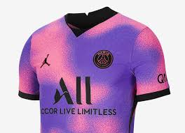 A huge motorcade of police cars and motorbikes escort messi across paris; Paris Saint Germain 2021 22 Jordan Fourth Kit 20 21 Kits Football Shirt Blog