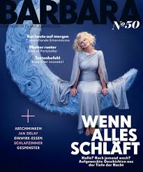 Hier entblößt ihr kleid mehr als ihr lieb ist. Gosee Hauser Fotografen Benno Kraehahn For Barbara Magazin