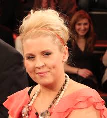 Barby appeared in kelly family's stille nacht tour in 2012 and sang some songs. Datei 0940 Maite Kelly Jpg Wikipedia