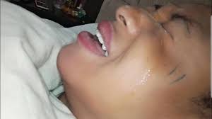 Gindin matan kwye / gindin matan kwye : Katuwar Bura Gato Dakin Bura