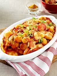 Berliner Currywurst Meets Italienische Gnocchi Dieser Auflauf Ist Genau Das Richtige Nach Einem Anstregenden Gnocchi Auflauf Rezept Rezepte Currywurst Rezept
