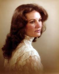 Robin Rohde's Instagram, Twitter & Facebook