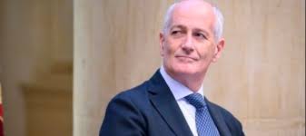 Siglato oggi l'accordo tra polizia di stato e autorità europea per la sicurezza alimentare (efsa) per la prevenzione e il contrasto dei crimini informatici che hanno per oggetto i sistemi e servizi informativi di particolare rilievo per il paese, nell'ambito delle direttive impartite dal ministro dell'interno. Postale Firmata Convenzione Con L Autorita Europea Per La Sicurezza Alimentare Polizia Di Stato