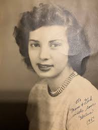 Helen Karas's Instagram, Twitter & Facebook