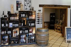 Gréiwemaacher) is a commune in eastern luxembourg, located alongside the river moselle, which makes up the border with germany. Vinothek Grevenmacher Domaines Vinsmoselle