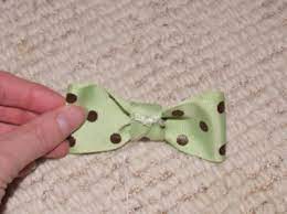 How do you make a wreath bow? Tutorial Tuesday Ribbon Bow Tie Keeping It Simple