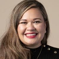 Kim Negron's Instagram, Twitter & Facebook