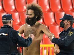 It doesn't matter where you are, our football. Granada Vs Manchester United Streaker Hid For 14 Hours Before Match The Independent