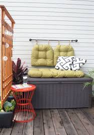Balkon Sofa Bauen Tipps Und Diy Ideen Fur Ein Sofa Aus Paletten Neueste Dekoration In 2020 Small Outdoor Storage Outdoor Storage Bench Patio Storage