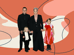Let's check, how rich is willow sage hart in 2020? Best Family Photos Of Pink Carey Hart With Kids Willow Jameson Sheknows