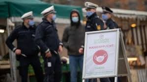 Doch unter den ländern gibt es jetzt konkrete pläne, kitas und schulen bereits ab kommender woche schrittweise wieder zu öffnen. Kliniken Vor Dem Kollaps Lockdown Verlangerung Nur Eine Frage Der Zeit
