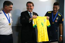 Acompanhe a agenda de jogos da seleção brasileira! Presidente Bolsonaro Recebe Jovens Jogadores Da Selecao Brasileira Tetracampea Blog Edison Silva