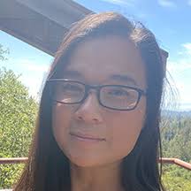 Mili Tran's Instagram, Twitter & Facebook