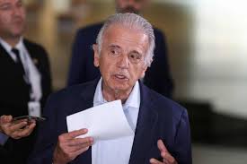 Múcio usa guerra no Irã para reforçar necessidade de investimentos em defesa