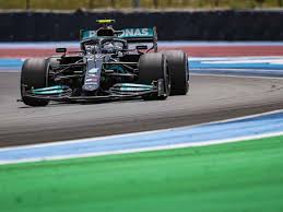 Max verstappen, lewis hamilton und sebastian 25. E1la Fm6xl13rm