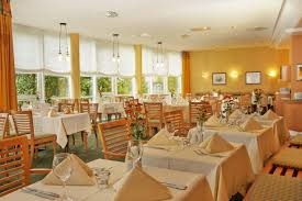Restaurant Im H Hotel Spa Friedrichroda Behandlungsraum Fruhstucks Buffet Spa Hotel