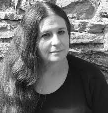 Sarah's Daughters Sing: Wenkart, Henny: 9780881253498: Amazon.com: Books