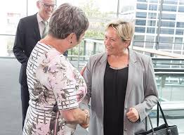 Susanne eisenmann bedankt sich bei allen lehrerinnen und lehrern, schulleitungen dr. Eisenmann Landessportverband Baden Wurttemberg E V