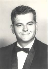 Derrick Chester's Instagram, Twitter & Facebook