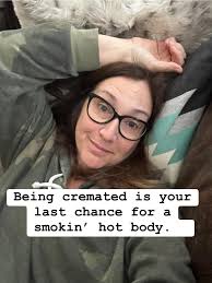 Rebecca JS (@rebeccajsshow) • Facebook‎