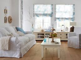 Ein weißes wohnzimmer ist die richtige wahl, wenn sie ruhe und licht ins haus bringen wollen. Weisses Wohnzimmer Bilder Ideen Couch
