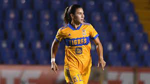 Nayeli es una destacada jugadora profesional de futbol femenil. Nayeli Rangel Regresa A Las Canchas Tras Casi Un Ano Fuera Futbol Total