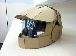 Wir haben süsse fische (regenbogenfisch) aus papier gebastelt. Haha Cardboard Motorcycle Helmet Astronautenhelm Helm Motorrad Karton Kostum