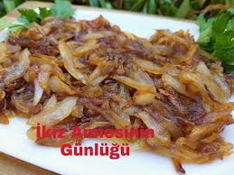 Bu Lezzete Bayilacaksiniz Karamelize Sogan Nasil Yapilir Karamelize Sogan Tarifi Salatalar Tarifler Sogan