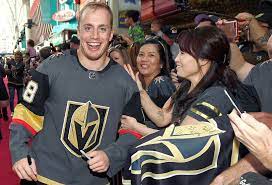 Eric schmidt is a married man. St Cloud S Schmidt Family Excited Ready For Stanley Cup Finals