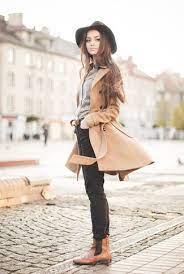 2,010 camel brown boots products are offered for sale by suppliers on alibaba.com, of which women's boots accounts for 6%, men's boots accounts for 2%. Brown Leather Chelsea Boots With Camel Coat Outfits For Women 3 Ideas Outfits Lookastic