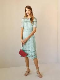 .hiver agneau cachemire pantalon chaud femme pantalons décontractés sarouel doublé polaire pantalon automne pantalons de survêtement,profitez accueil , et vous pouvez trouver des articles similaires toutes catégories , mode femme et accessoires , tenues (pour le bas) , pantalons et. Comment S Habiller Pour Un Bapteme Madame Figaro