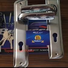 Kita dowshardware menyediakan berbagai jenis handle pintu dan kunci pintu untuk rumah. Jual 1 Set Kunci Pintu Bellucci Newton Np Handle Bellucci Besar Premium Kota Tangerang Fuel Power Tokopedia