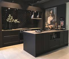 Meuble De Cuisine Les Nouveautes 2019 Cuisine Interieur Design Toulouse Modern Kitchen Interiors Interior Design Kitchen Black Kitchens