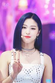 Pin By Brian Ong On ɪᴛᴢʏ ʀʏᴜᴊɪɴ Blue Hair Itzy Kpop Girls