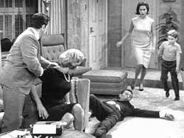 The Story of Dick Van Dyke and the Ottoman – Once upon a screen…