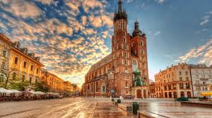 Si decides alojarte en polonia hotel, disfrutarás de una fantástica ubicación en el centro de cracovia, a solo 2 min a pie de barbican de cracovia y a 10. Poland Groups Trip Europa