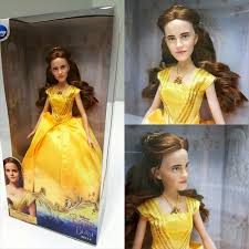 The family is now near ruin, but adélaïde and félicie nonetheless still squander away the family money on themselves and keeping beautiful, whereas. La Poupee Horrible De La Belle Et La Bete