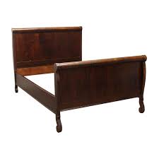 78 €690.74 pair of french solid oak bedside cabinets worboys antiques and clocks £835 $1149.04 €969.35 antique burr walnut shaped dressing table the antique shop sutton bridge £850 $1169.69 €986. 1920 Solid Wood Full Sleigh Bed Frame Set With Walnut Veneer For Sale At 1stdibs