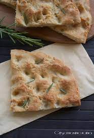 Impastare lievito, acqua, sale e farina; Focaccia Tipo Genovese Di Bonci Ricetta Lievitata