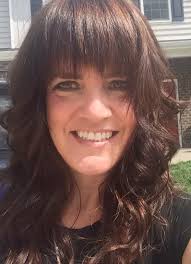 Gayle Thompson's Instagram, Twitter & Facebook