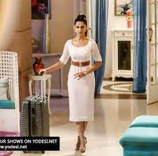 Pin By Navshin Shaikh On Jennifer Winget Stylish Short Dresses Maya Fashion Jennifer Dress