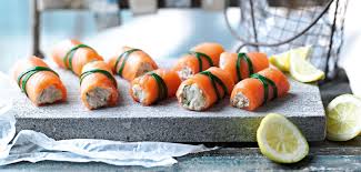 Raucherlachsrollchen Mit Apfelschmand Mit Bildern Rezepte Lecker Fingerfood