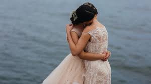 Nach 2 jahren ehe feiert ein ehepaar die baumwollene hochzeit. Corona Hochzeit Verschieben 9 Tipps Einer Wedding Plannerin Vogue Germany