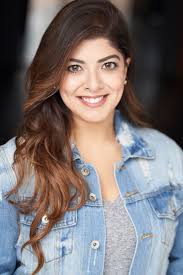 Donna Few's Instagram, Twitter & Facebook