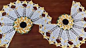 Caminho De Mesa De Crochê Girassol Passo A Passo Caminho De Mesa Mega Flor Girassol Padrao De Croche Russo Porta Copos De Croche Caminho De Mesa De Croche