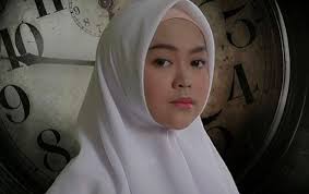 Ria ricis terlahir dengan nama lengkap ria yunita. Ria Ricis Apes Didoakan Haters Kena Corona Dan Cepat Ge