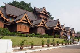 Gambar hantu asli terseram di dunia. Tempat Menarik Bersejarah Muzium Mercu Tanda Di Melaka