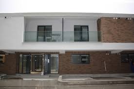 Complexul este format din 4 blocuri de locuințe, cu regim de înălțime s+p+9e. Apartament In Blocuri Mixte Apartamente 2 Camere