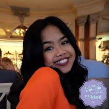 Raina Mathur's Instagram, Twitter & Facebook