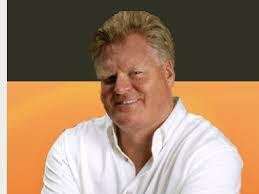 Peter Loftin's Instagram, Twitter & Facebook